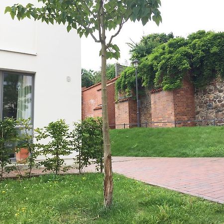 Ferienwohnung An Der Historischen Stadtmauer Rostock Dış mekan fotoğraf