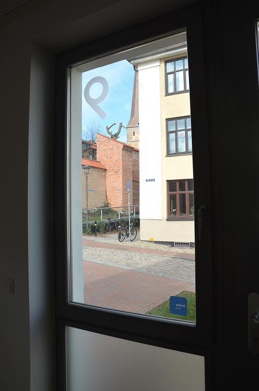 Ferienwohnung An Der Historischen Stadtmauer Rostock Dış mekan fotoğraf