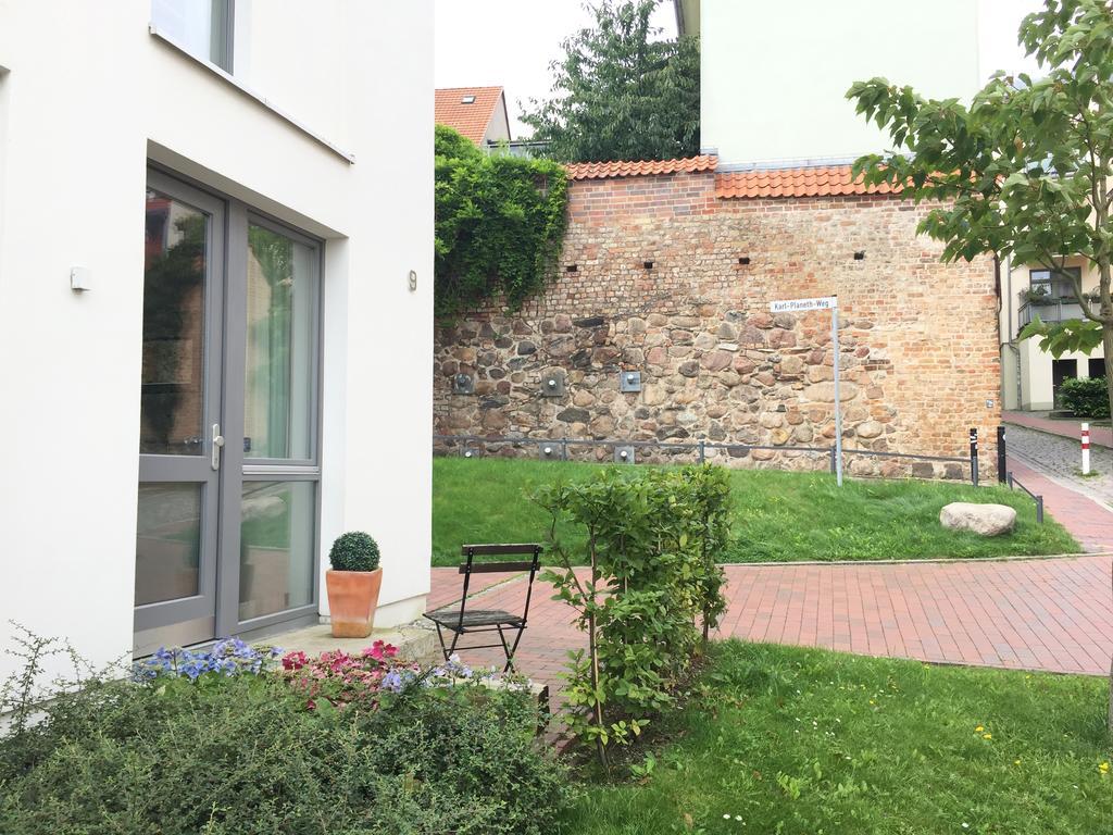 Ferienwohnung An Der Historischen Stadtmauer Rostock Oda fotoğraf