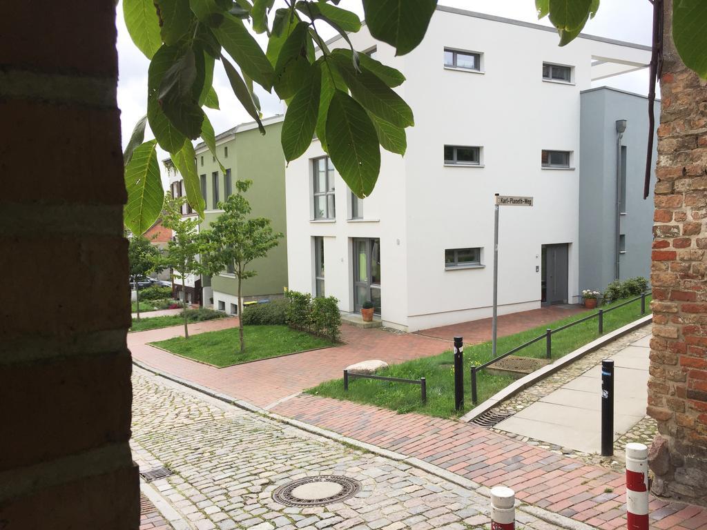 Ferienwohnung An Der Historischen Stadtmauer Rostock Oda fotoğraf